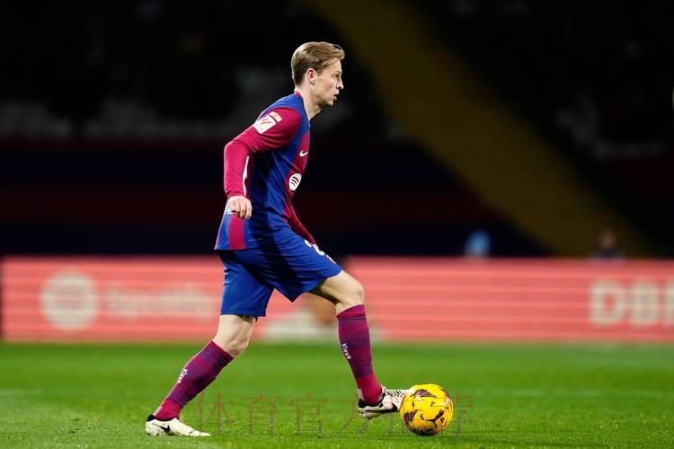 莱因克尔:巴萨像对待一块肉一样对德容 非常离谱